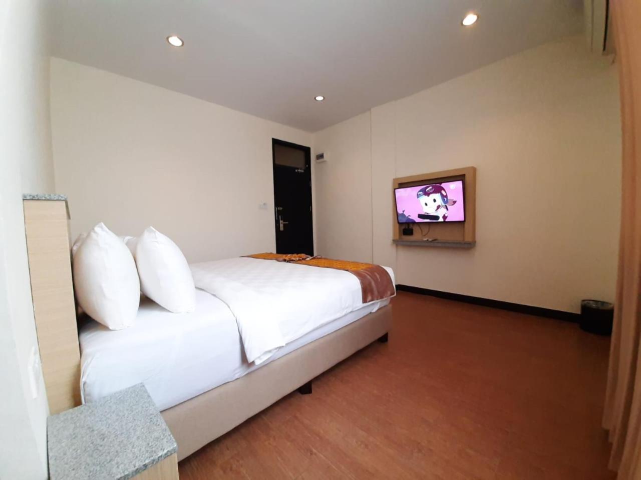 Batam Harbour Boutique Hotel & Spa Nagoya Szoba fotó